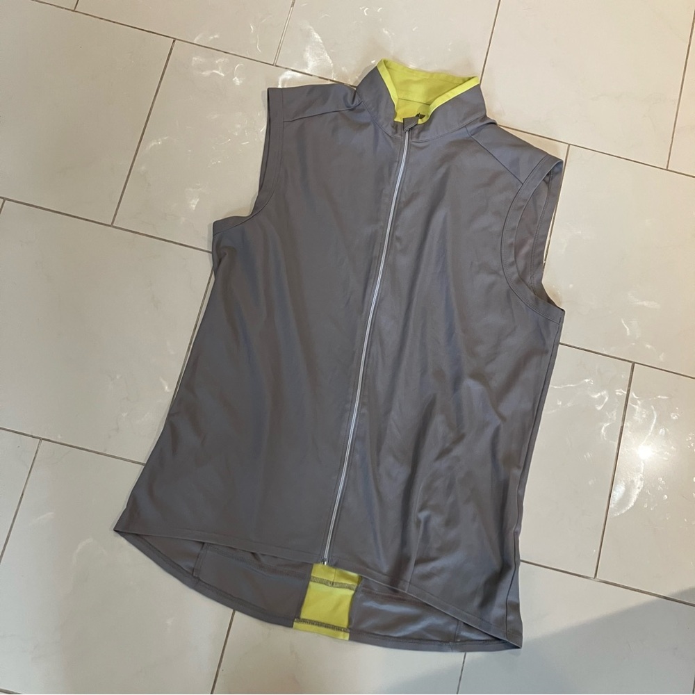 MEC Gray and Yellow Sleeveless Zip-Up Vest.  Great for exercise, running&biking!